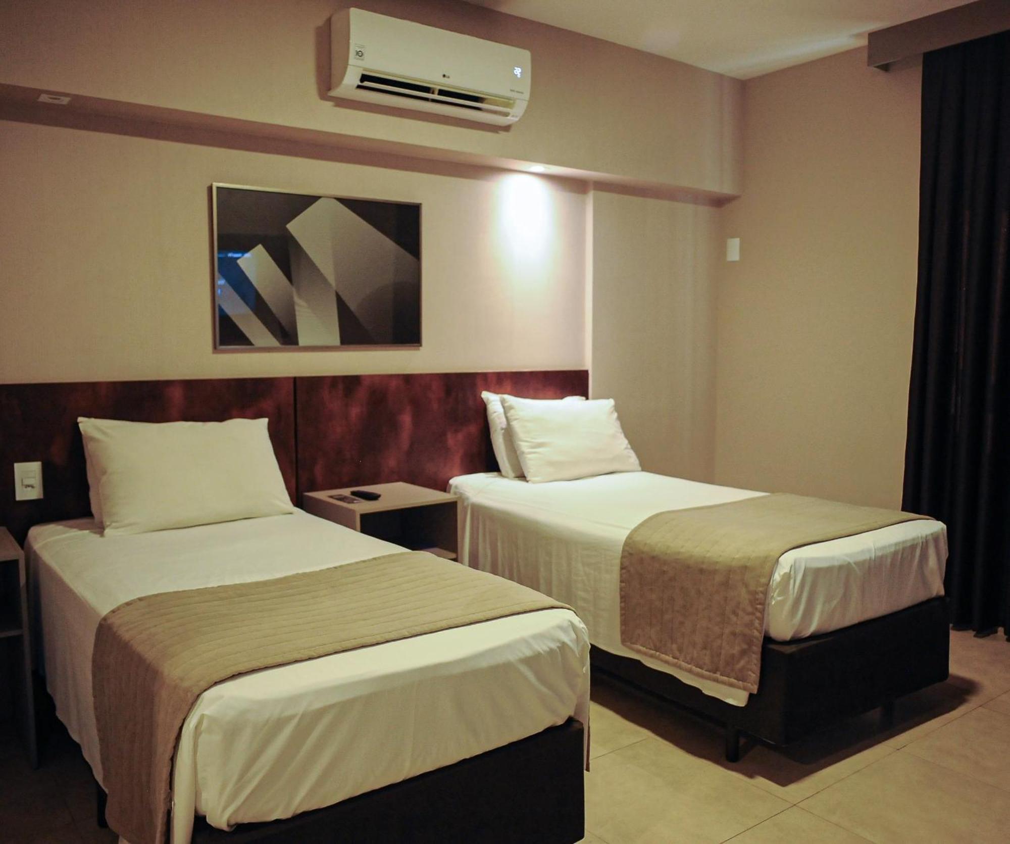 Hotel Bristol Infinity Rio Claro Esterno foto